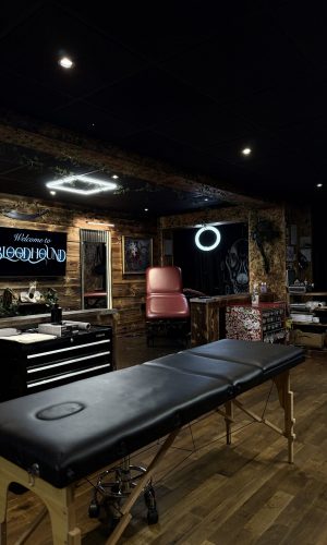 Bloodhound Tattoo Studio 8